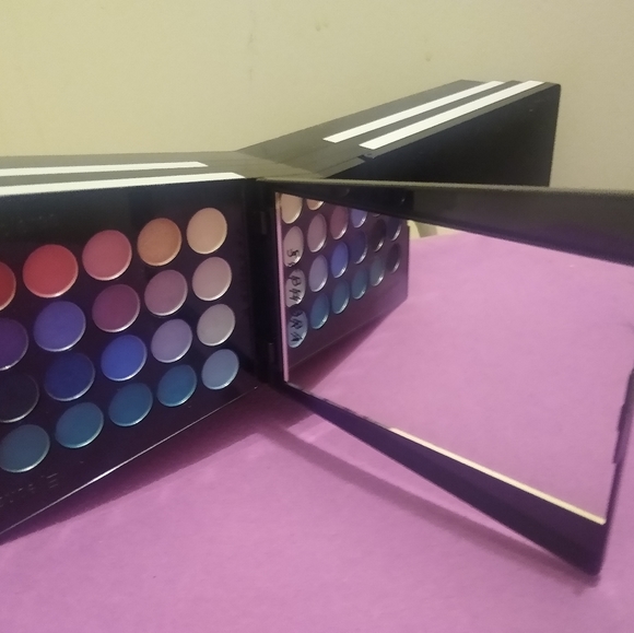 SEPHORA 130 COLOR PALETTE - Picture 3 of 11